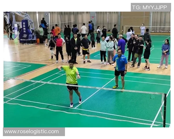 南京羽毛球队的团队协作精神与训练成果探讨